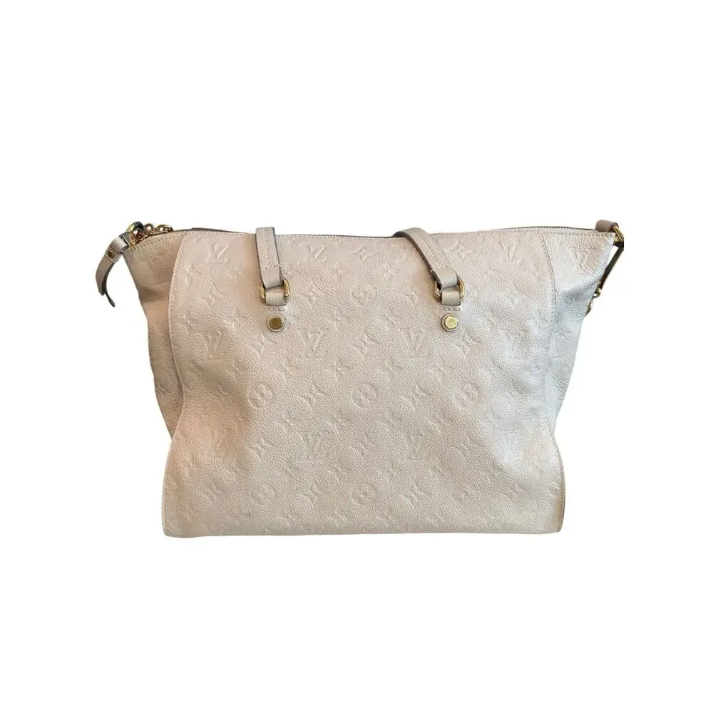 Louis Vuitton Empriente Lumineuse MM
